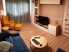 Ploiesti Apartament 3 camere in Ploiesti, zona ultracentrala