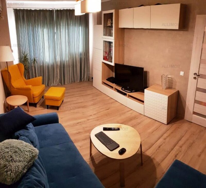 Ploiesti Apartament 3 camere in Ploiesti, zona ultracentrala