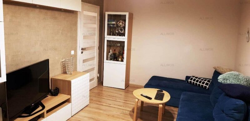 Ploiesti Apartament 3 camere in Ploiesti, zona ultracentrala
