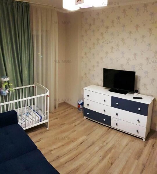 Ploiesti Apartament 3 camere in Ploiesti, zona ultracentrala
